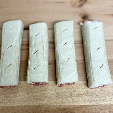 Handmade Sausage Rolls 4 Pack